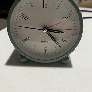 Classic Analog Alarm Clock